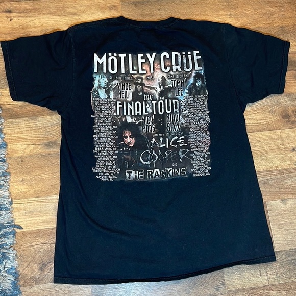 Motley Crue Final Tour Tshirt - Picture 3 of 4
